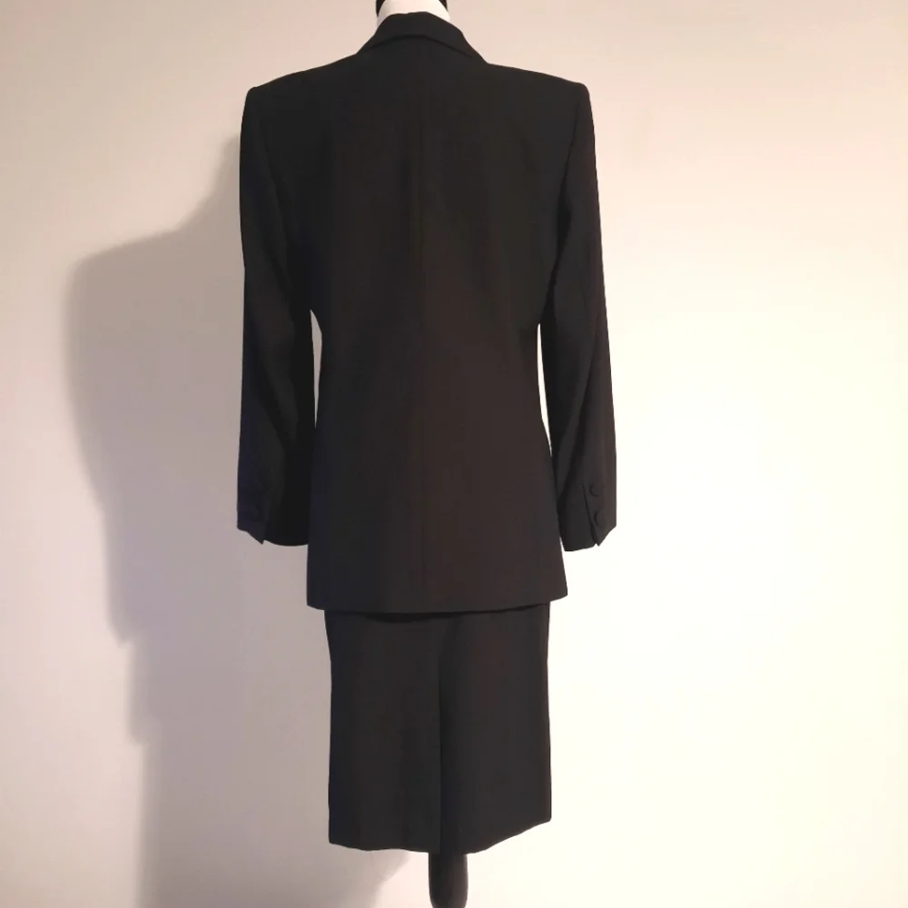 Black Doublebreasted Skirt Suit Size 8 - Picture 2 of 14